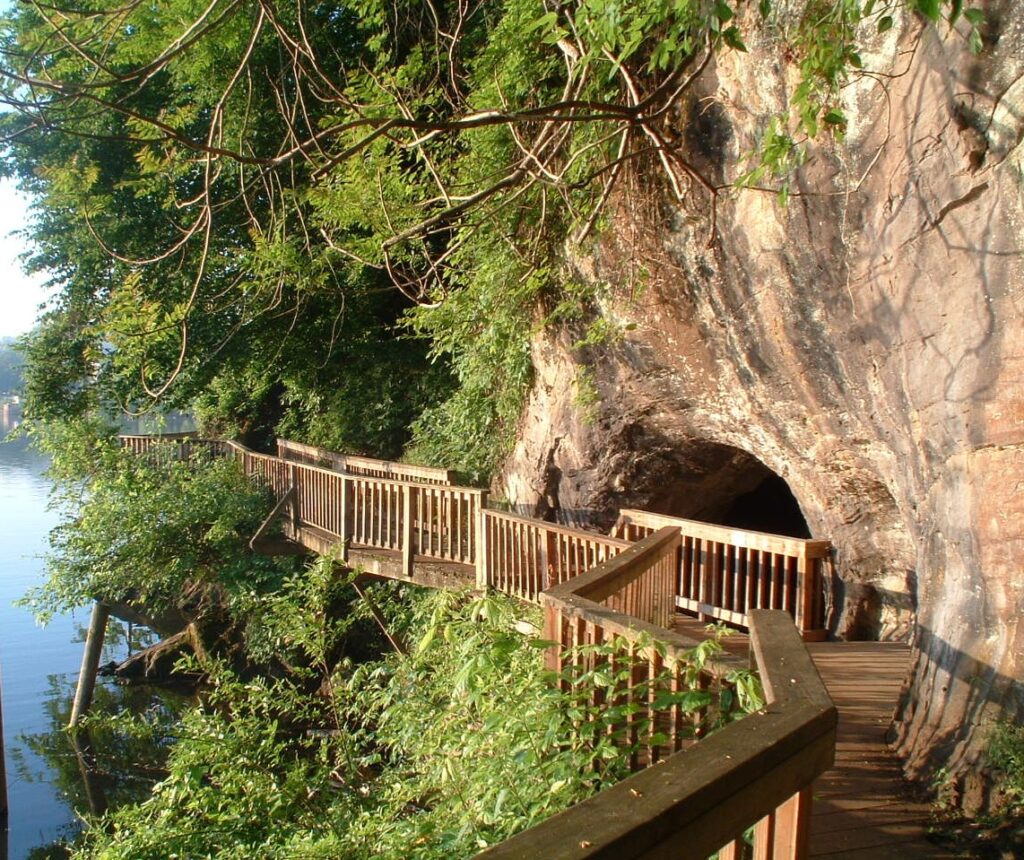 River Loop Boardwalk Trail at Ijams Nature Reserve in Knoxville, Tennessee